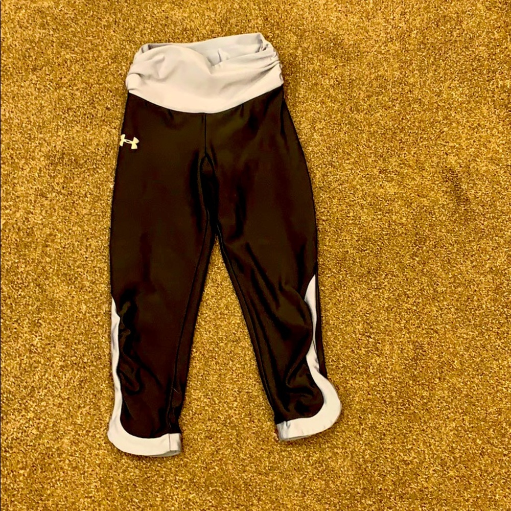 Under Armour Capri workout Pants